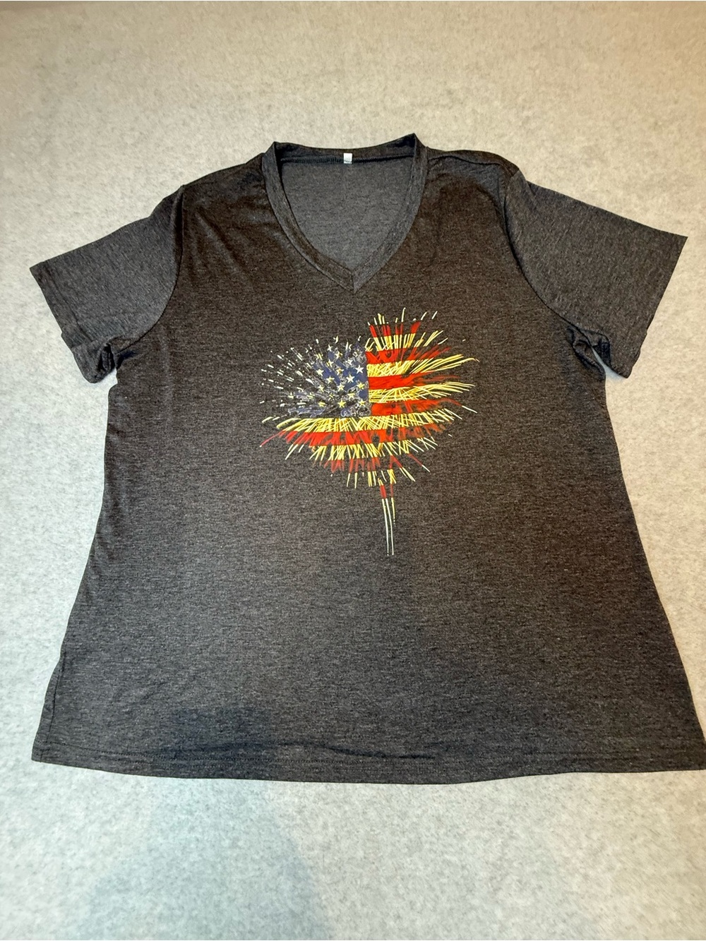 Women’s Charcoal V-Neck Graphic Tee with Flag Heart Plus Size 1XL‎